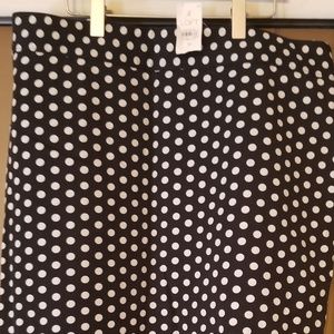 Loft NWT black and white polka dot pencil skirt